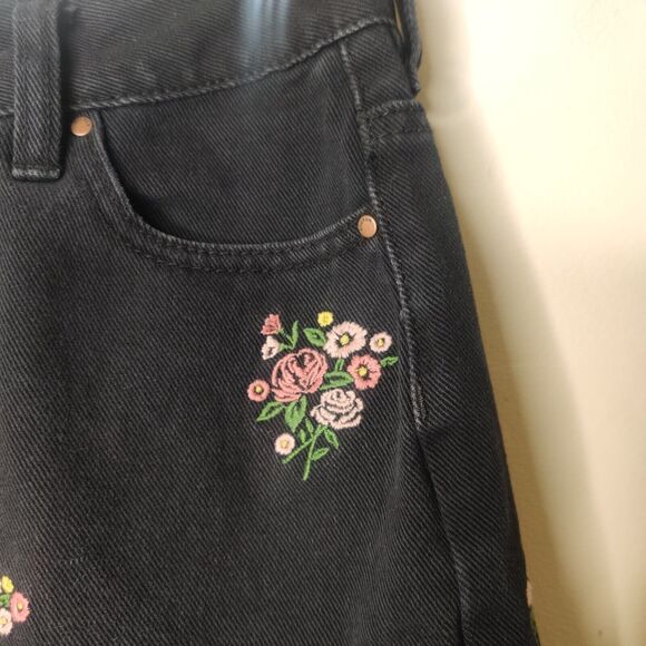 PacSun Floral Embroidered Denim Jean Skirt Size 25 Mini - Picture 3 of 9